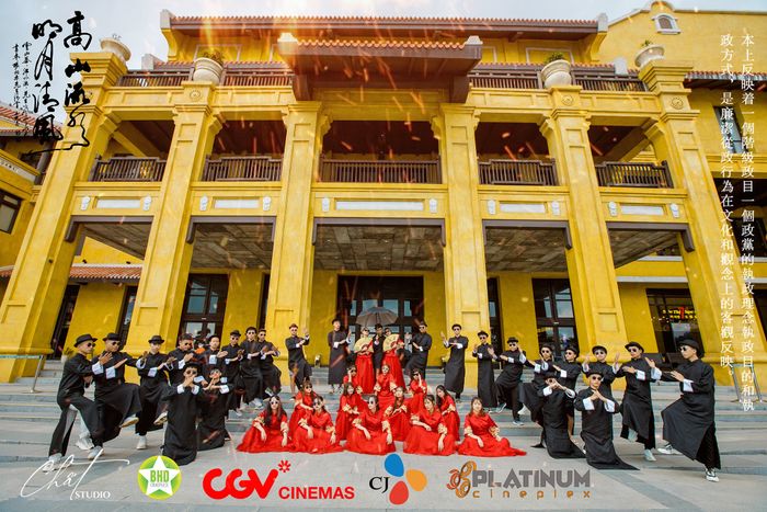 Bộ sưu tập ảnh kỷ yếu đầy cảm xúc từ CHẤT Studio - Ảnh 3