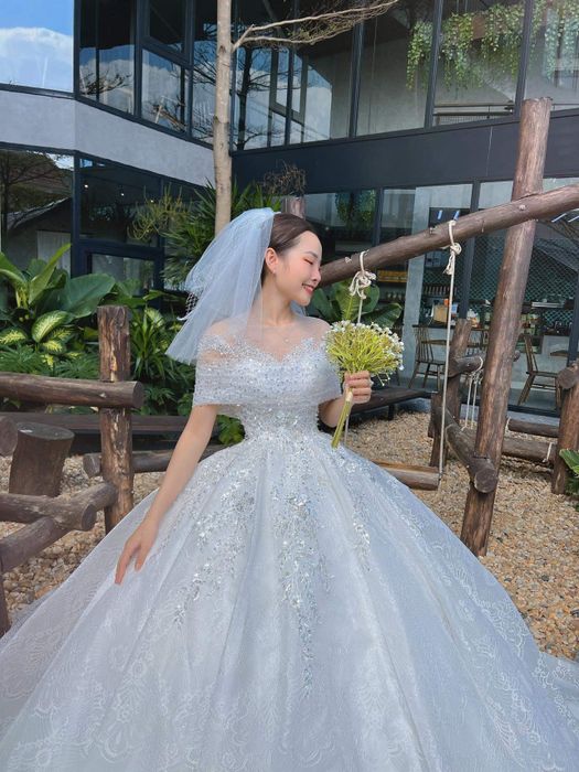 Hình ảnh váy cưới lộng lẫy tại Kathy Wedding