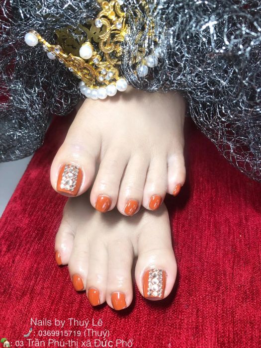 Không gian sang trọng và các mẫu nail ấn tượng tại Thúy Lê Nail - Ảnh 2