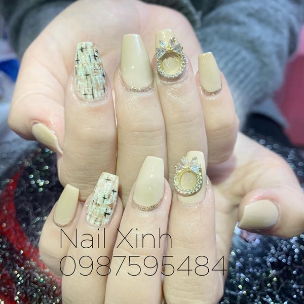 Bộ sưu tập nail nghệ thuật ấn tượng tại Nail Xinh