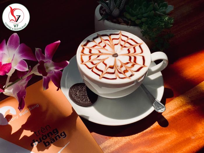 Góc thưởng thức cà phê đẳng cấp tại V7 Coffee & Restaurants