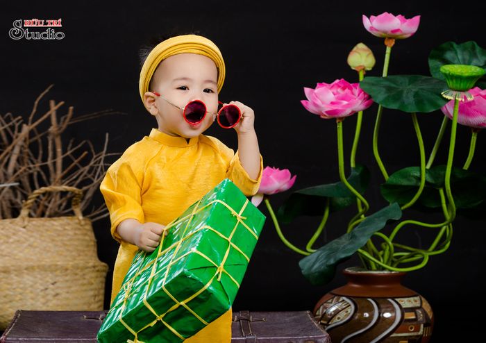 Khoảnh khắc gia đình ấm áp tại Studio Hữu Trí