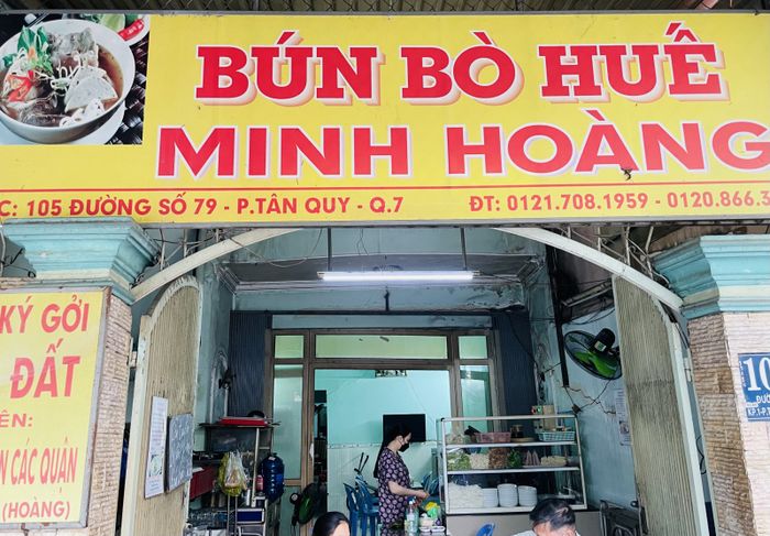 Hình ảnh tô bún bò Huế Minh Hoàng thơm ngon đúng điệu