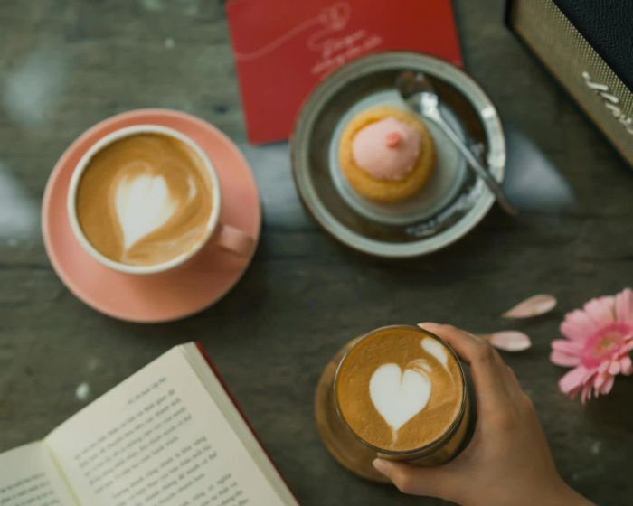 Góc sống ảo đầy chất thơ tại Under T Coffee