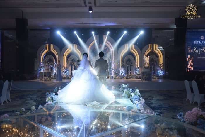 Sảnh tiệc cưới lộng lẫy tại Summer Convention Center - Ảnh 2