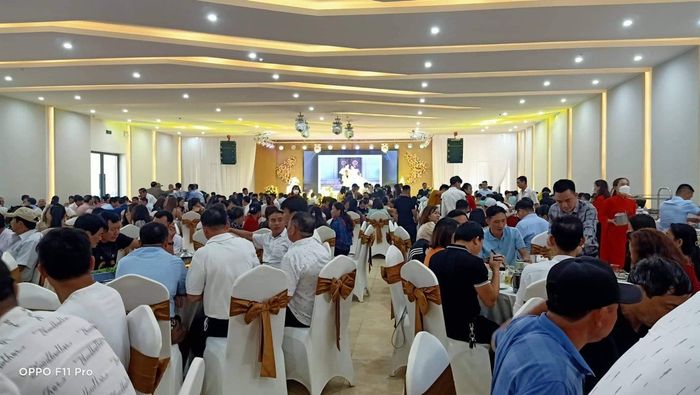 Không gian tiệc cưới sang trọng tại Sông Lam Palace - Ảnh 1