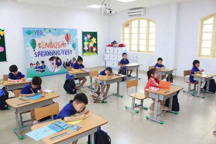 Hoạt động ngoại khóa sôi nổi tại VES