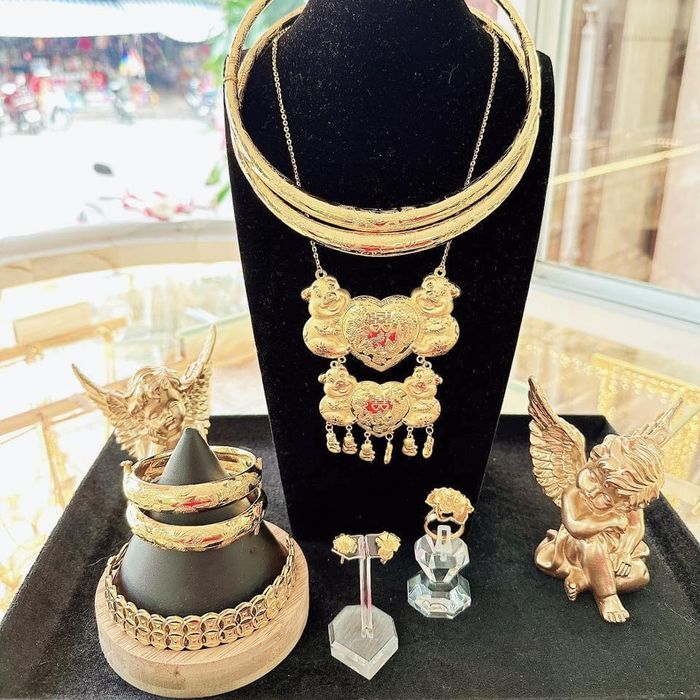 Tiệm Vàng Tân Trung ảnh 1