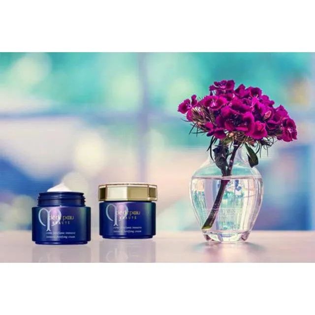 Kem Dưỡng Ẩm Ban Đêm Neutrogena Hydro Boost Night Concentrate Deep Hydration Cream ảnh 2