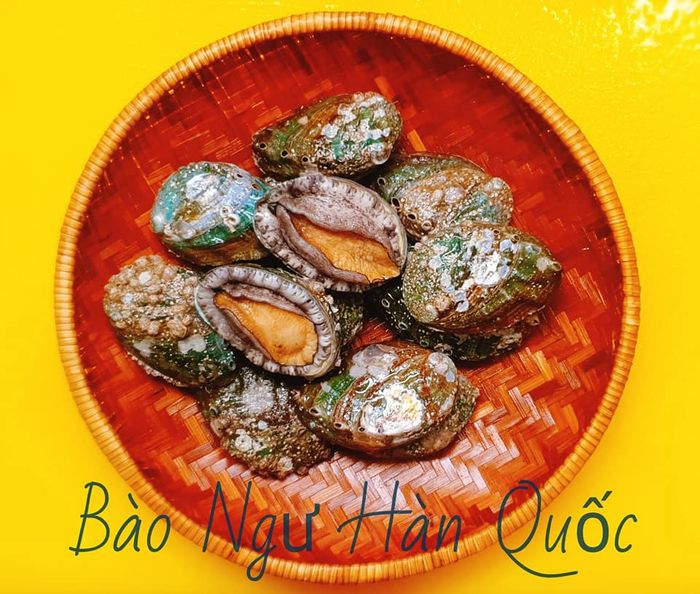 Không gian ấm cúng tại Galbi House qua ống kính nghệ thuật