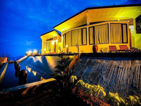 Không gian sang trọng tại Aurora Villas & Resort - góc ảnh hoàng hôn