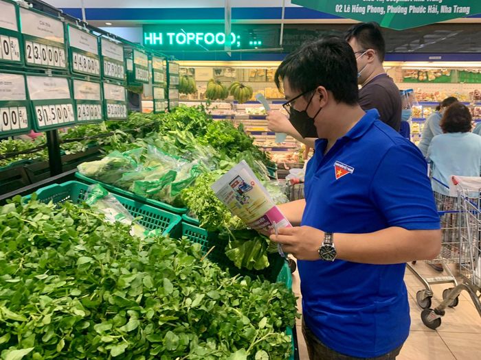 Hình ảnh gian hàng thực phẩm tươi sống tại Co.opmart Nha Trang