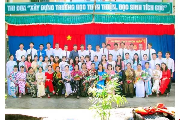 Ảnh về Trường THCS Buôn Trấp - Cảnh quan tươi đẹp