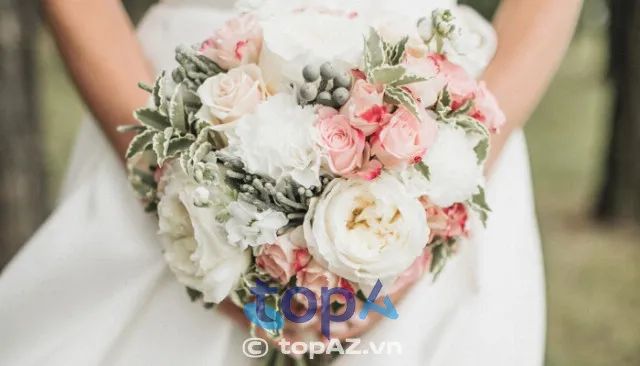 Địa điểm lý tưởng cho những bó hoa cưới thanh lịch tại quận Tây Hồ