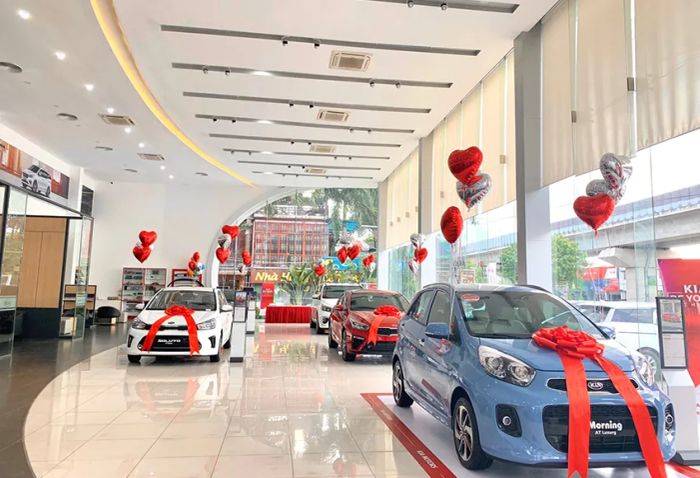 Hình ảnh thứ hai về không gian trưng bày ấn tượng tại KIA Yên Nghĩa