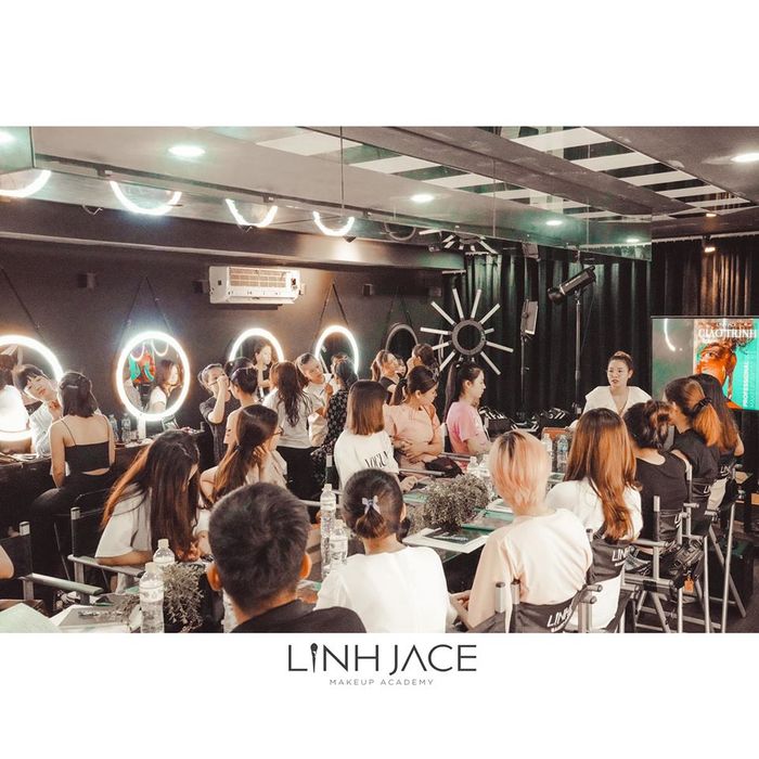 Linh Jace Makeup Academy - ảnh 3