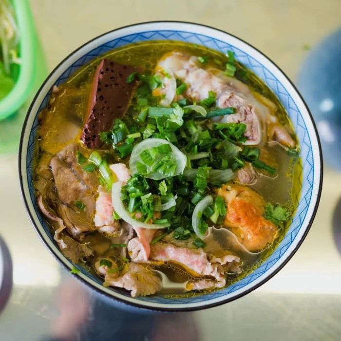 Bún Bò Huế Mụ Rơi ảnh 1