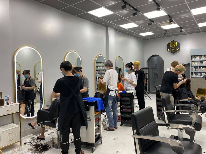 Lê Huy Hair Salon ảnh 1