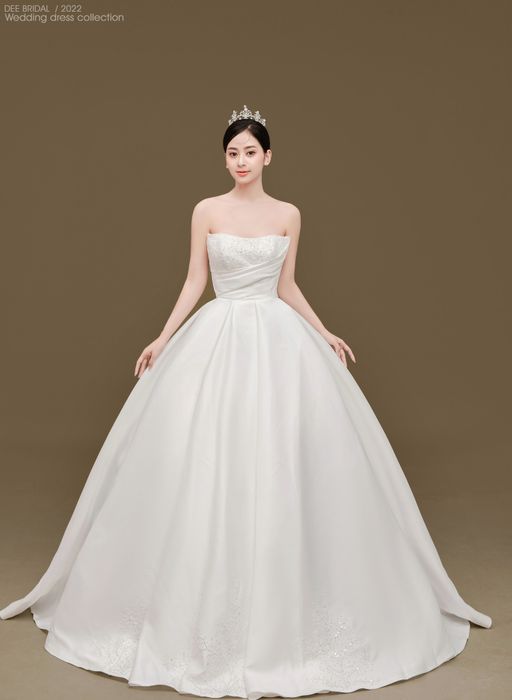 BST váy cưới tinh tế tại Dee Wedding
