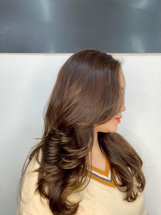 Không gian sang trọng tại Hair Salon Thế Giới Tóc (Mạnh Nguyễn)