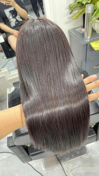 Phong cách phục vụ chuyên nghiệp tại Hair Salon Dũng Hoài