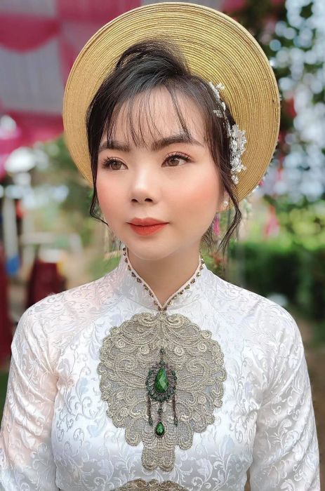 Hình ảnh cô dâu được trang điểm tại TRANGLALA BRIDAL