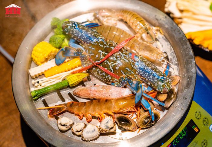 Góc ảnh sang trọng tại nhà hàng Hồng Hạnh