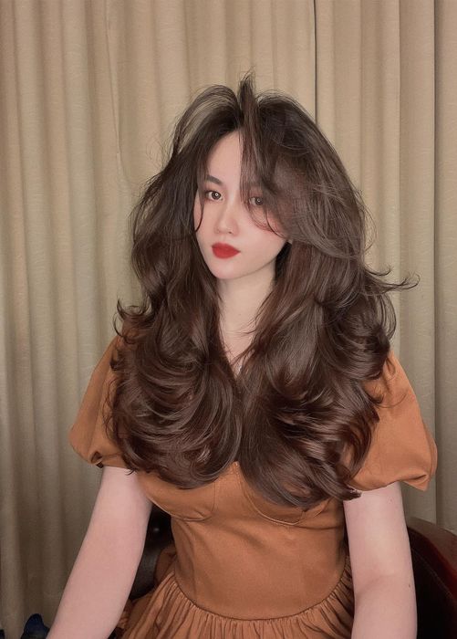 Bộ sưu tập mẫu tóc uốn thời thượng tại Salon Ngọc Trinh