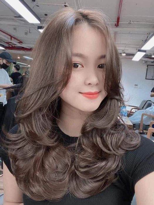 Không gian sang trọng và hiện đại tại Tóc Sài Gòn