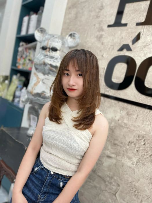 Không gian ấm cúng tại Hair Salon Dũng Hoài