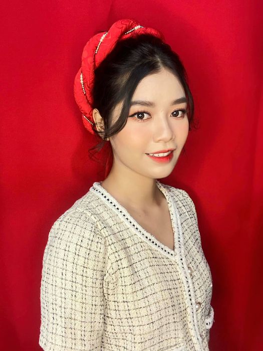 Hoàng Lê Lê Makeup ảnh 2