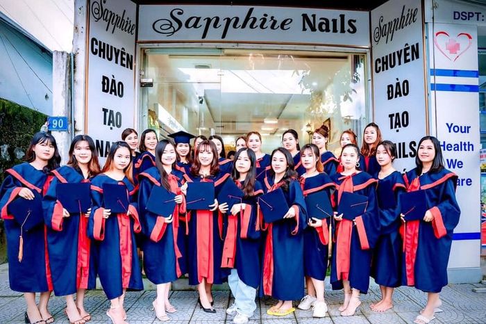 Tác phẩm nail nghệ thuật đạt chuẩn từ Sapphire Nails