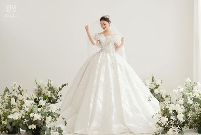 BST váy cưới đẳng cấp tại Bella Wedding Studio