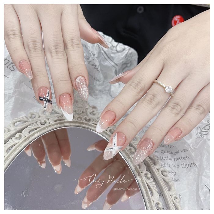 Không gian học tập hiện đại tại Mây Nail