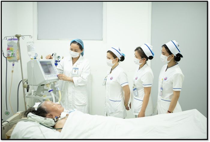 Hình ảnh Bệnh viện Đại học Y Dược Huế - Khuôn viên xanh mát