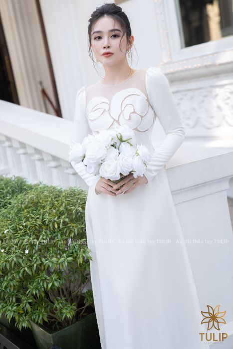 BST áo dài cưới thêu tay độc đáo của Tulip