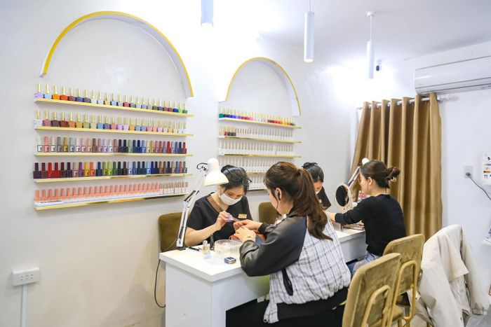 Hình ảnh thực tế về không gian đào tạo tại NAIL ART ACADEMY