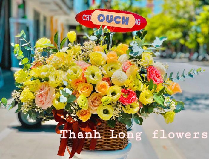 Tác phẩm nghệ thuật hoa tươi tại Thanh Long Flowers - Ảnh 1