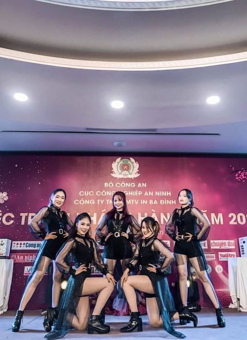 Những mẫu thiết kế ấn tượng tại JOY - Ảnh 2