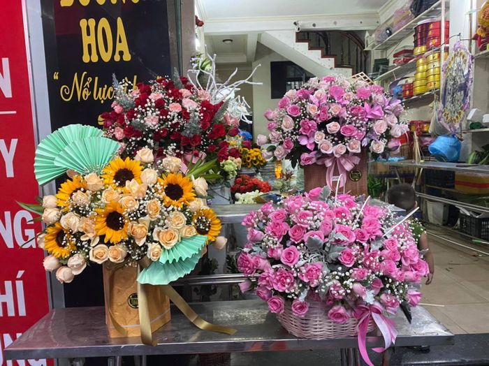 Tác phẩm nghệ thuật hoa tươi tại Thiên Đường Hoa Tươi - Ảnh 1