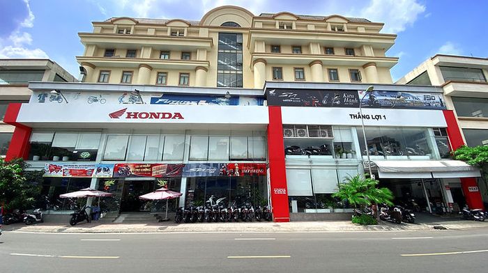 Không gian trưng bày xe máy Honda đẳng cấp tại HEAD Thắng Lợi
