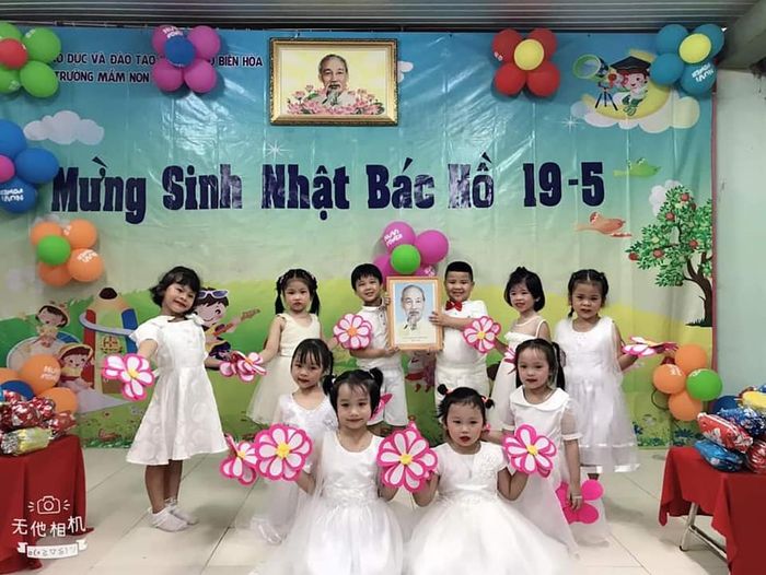 Những khoảnh khắc hạnh phúc của các bé trong giờ học ngoại khóa