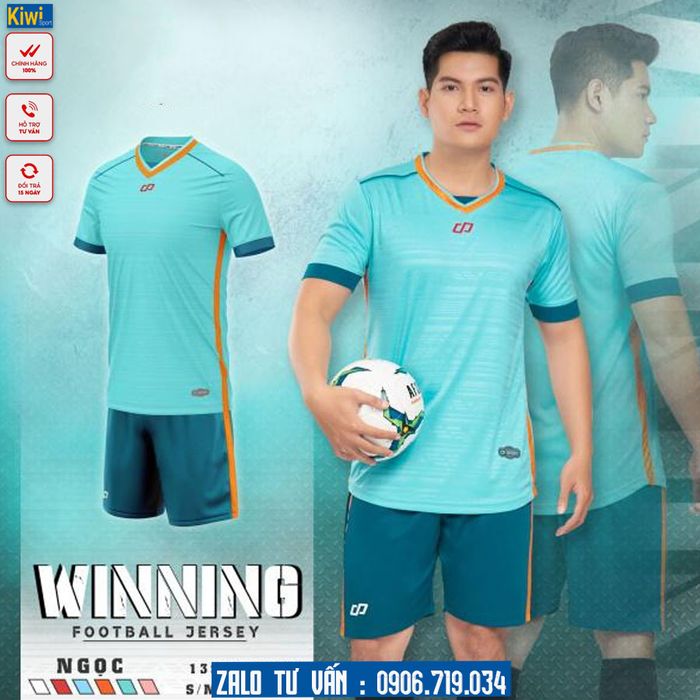 Bộ sưu tập giày bóng đá và phụ kiện thể thao tại KIWISPORT.VN