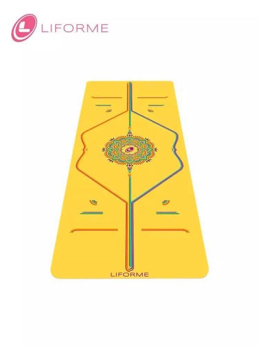 Hình ảnh trưng bày sản phẩm tại Namaste Yoga - Thiên đường của những tấm thảm tập chất lượng