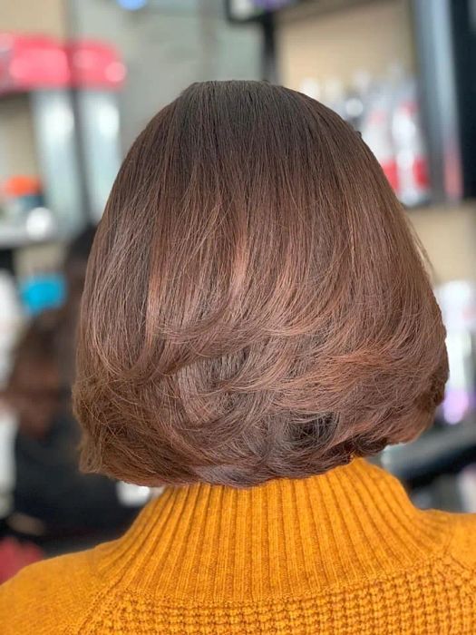 Phong cách làm việc chuyên nghiệp tại Salon Hằng Bùi