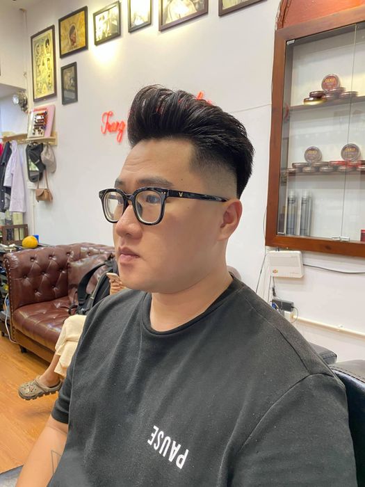 TRUNG CÓC Barbershop - Không gian nghệ thuật tạo kiểu tóc nam