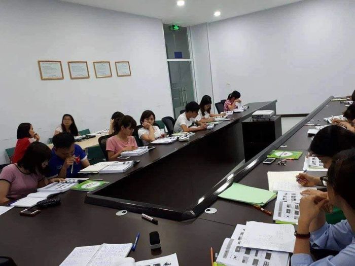 Hoạt động thực hành giao tiếp tại Master Language