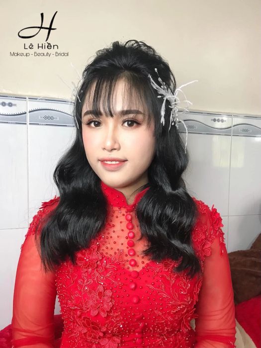 Hình ảnh cô dâu thanh lịch tại Studio Lê Hiền