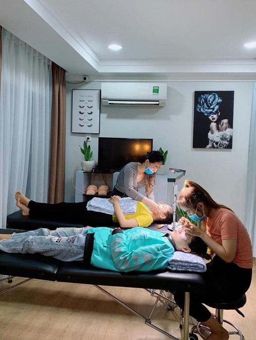 Hình ảnh thực tế về không gian sang trọng tại Liên Nguyễn Beauty Center