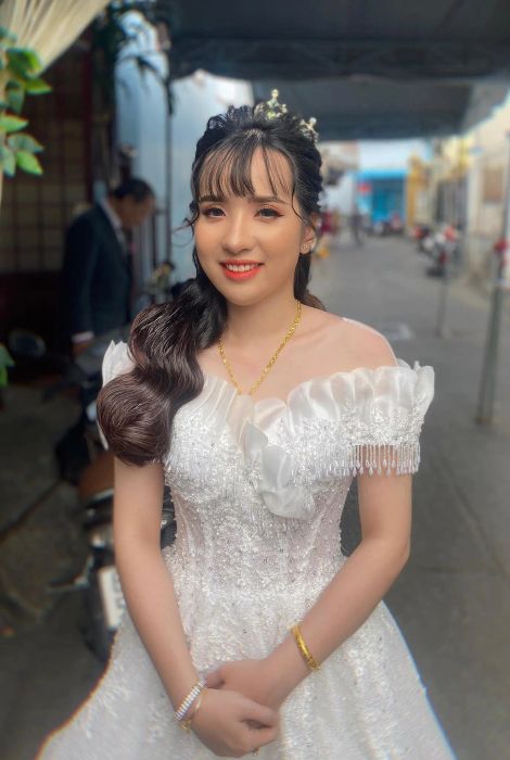 Hình ảnh cô dâu lộng lẫy từ bàn tay nghệ nhân Wedding Huy Hoàng